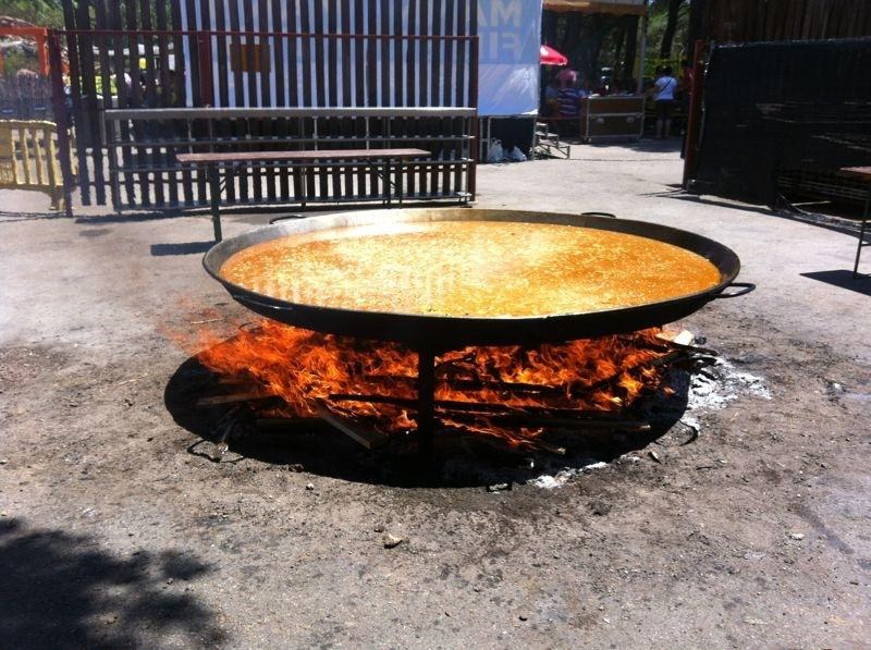 Paella para 1500 personas en el Parque de Atracciones de Zaragoza'