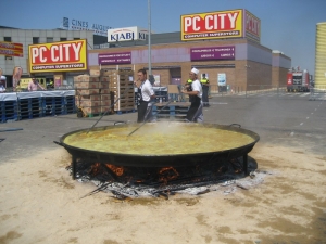 Paella para 5000 personas